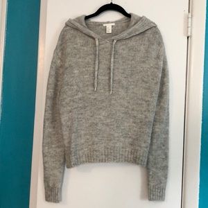 H&M SWEATER with slits on side